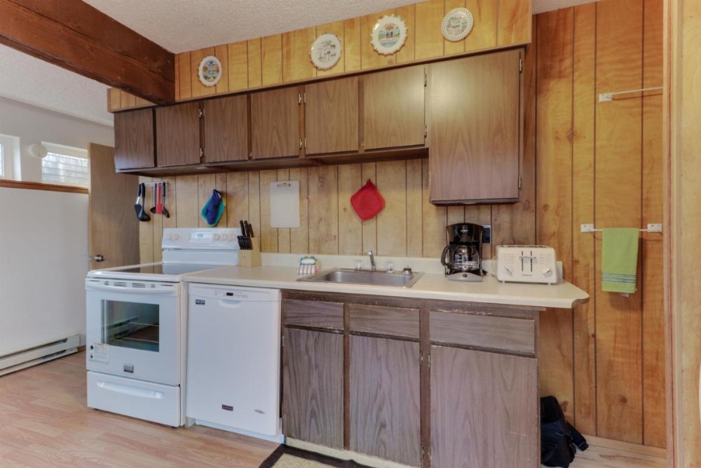 Arnold Beach House - Lower Level Image 15